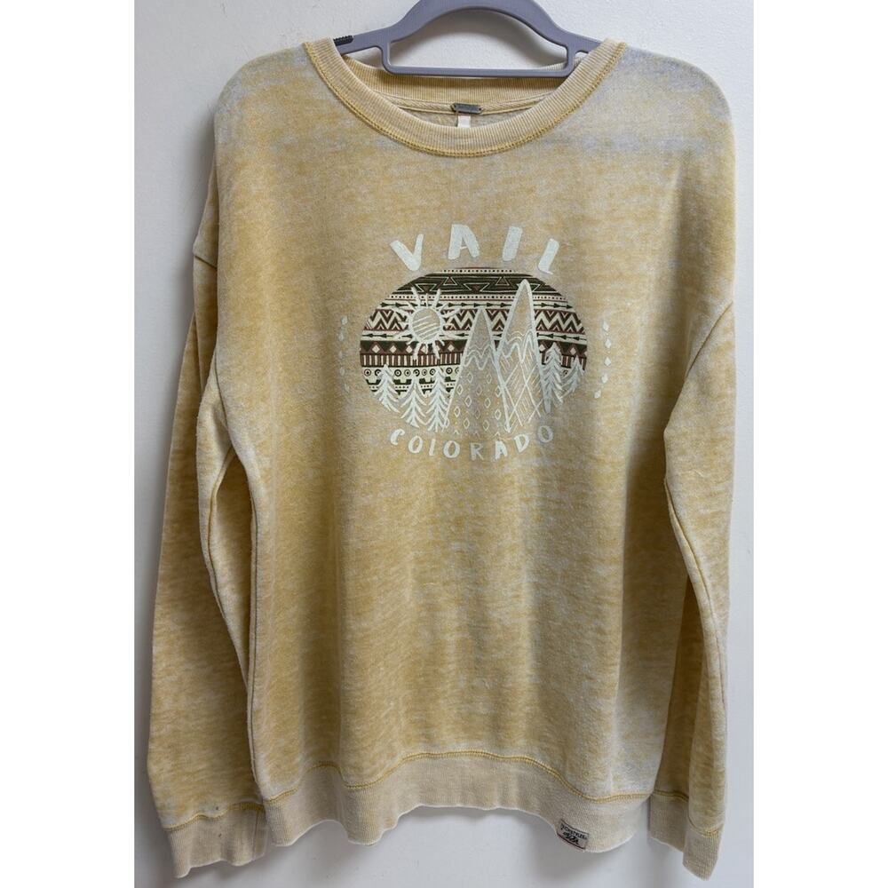 Techstyles Vail‎ Colorado Graphic Sweatshirt Medium Yellow Mountain Crewneck